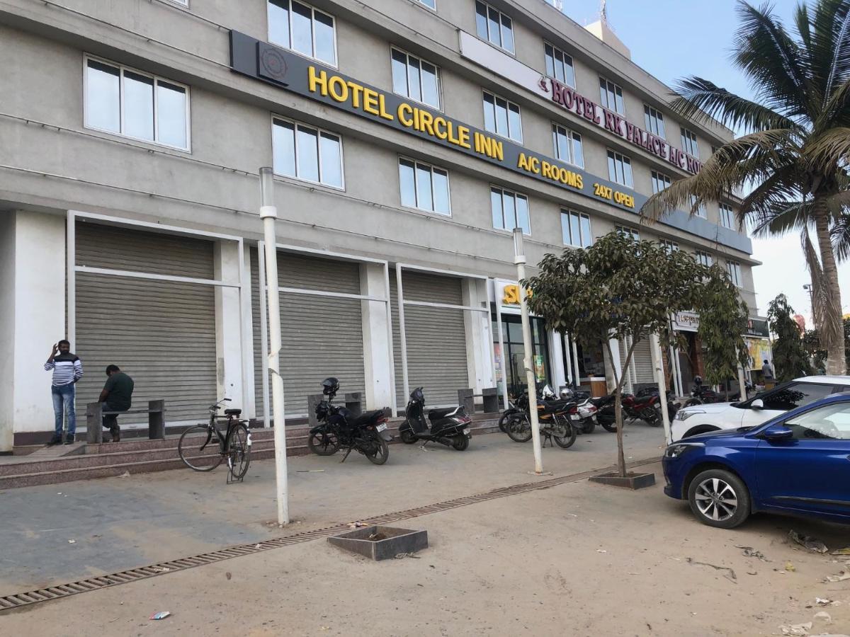 Hotel Circle Inn Ahmadábád Kültér fotó